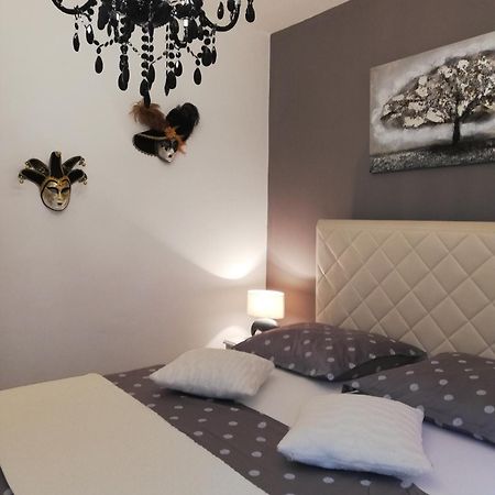 Apartment Lily Zadar Exterior photo